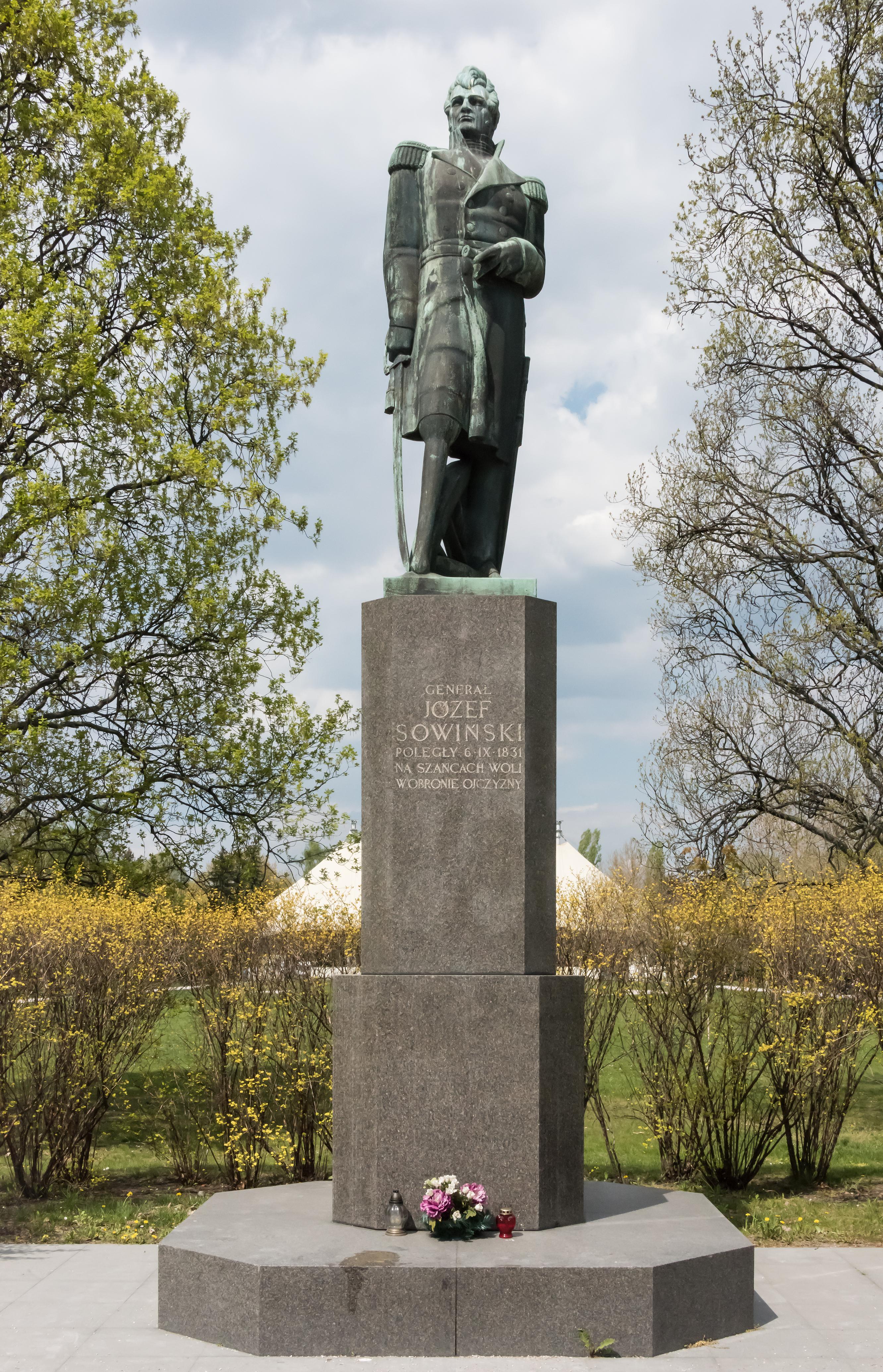 Pomnik gen. Józefa Sowińskiego w Warszawie